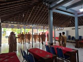 Tingkatkan Disiplin dan Evaluasi Kinerja, Pemerintah Kalurahan Sidoharjo Gelar Apel Pagi